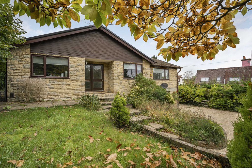 Property photo 1 of 26