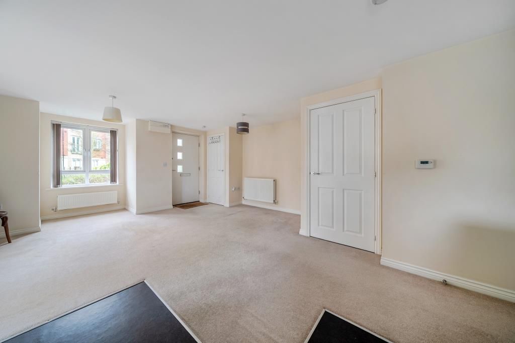 Property photo 3 of 19 Living Area