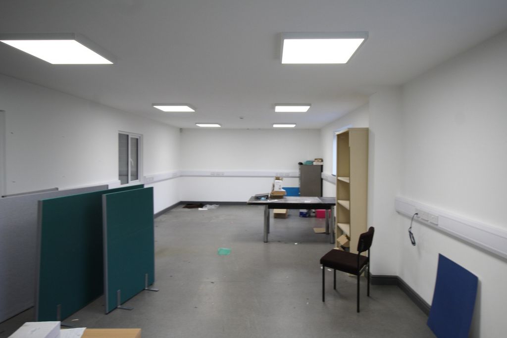 Property photo 3 of 10 Photo 3