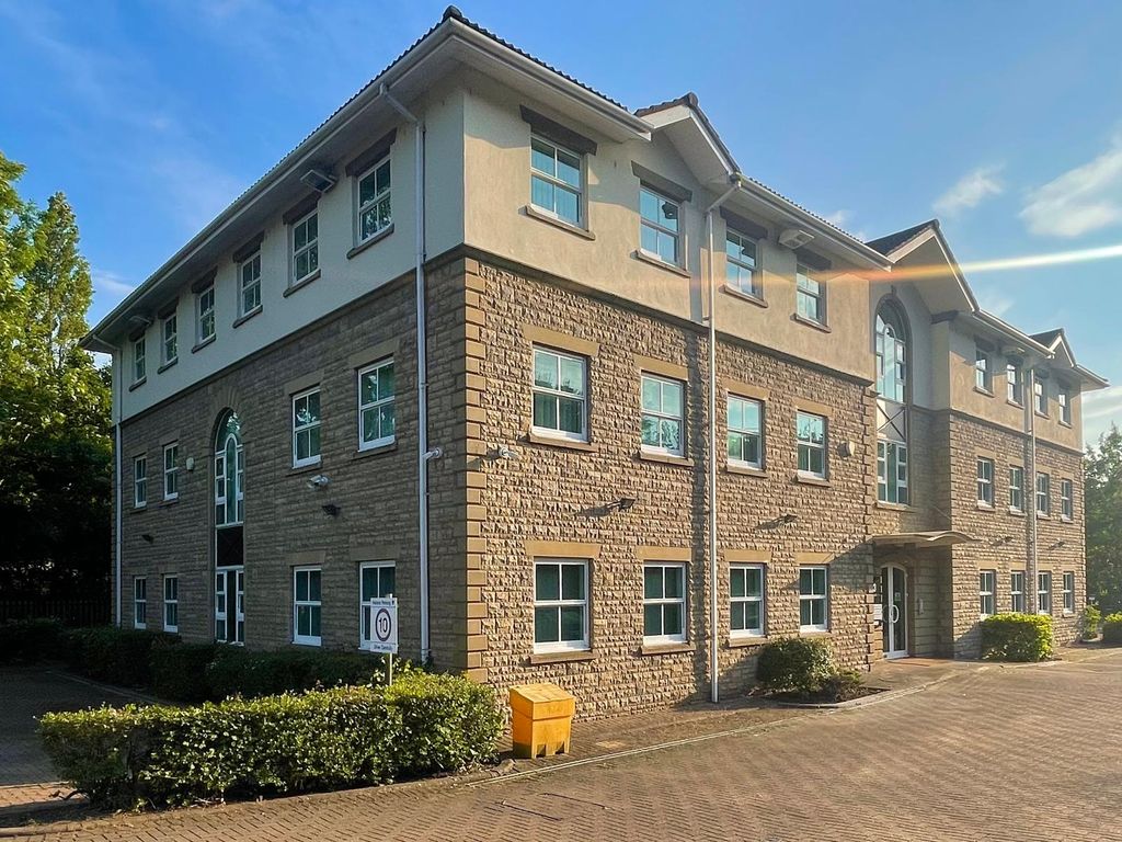 Property photo 2 of 15