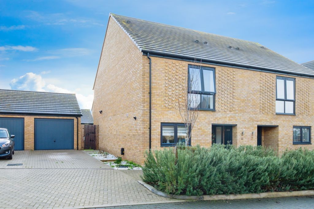 Property photo 1 of 18