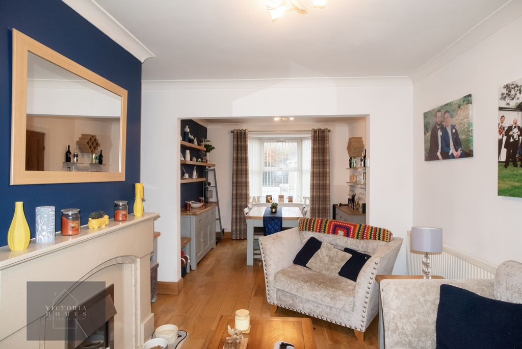 Property photo 3 of 27 Photo 3