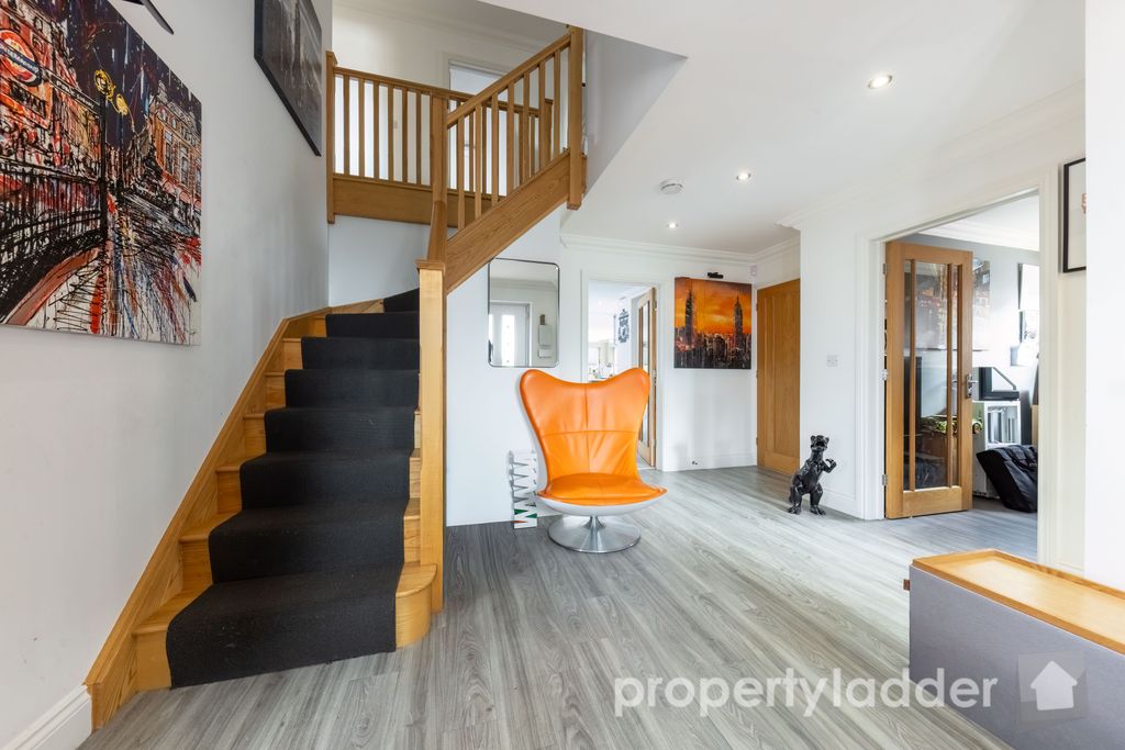 Property photo 3 of 34 Pl-15