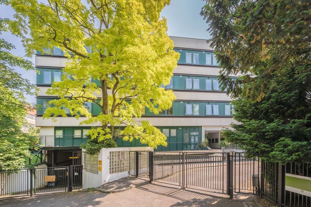 Property photo 1 of 6