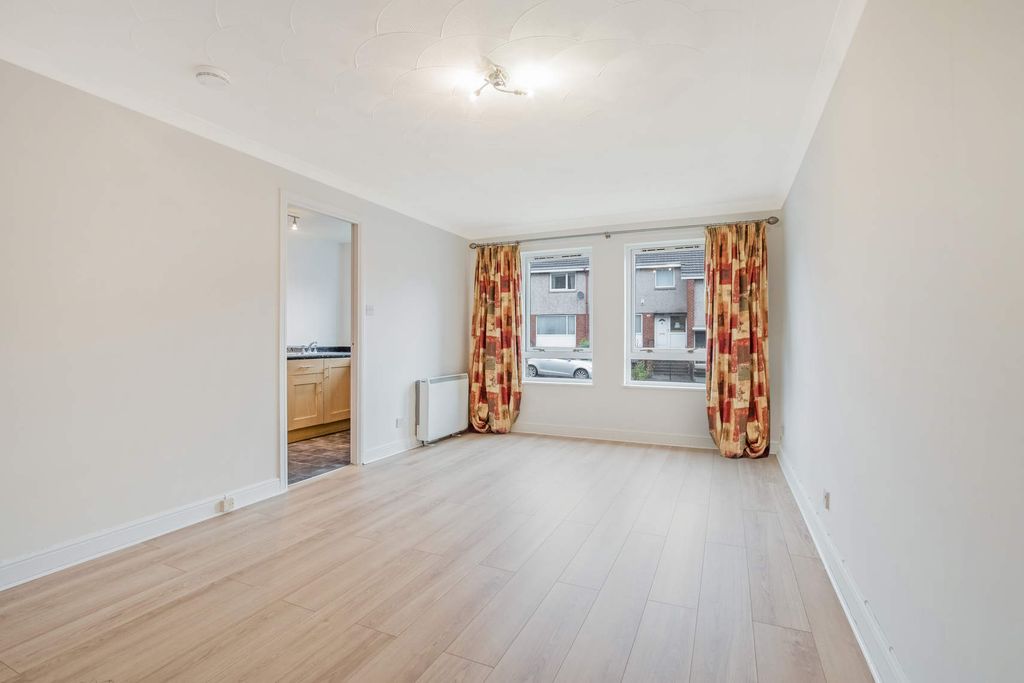 Property photo 2 of 12 03 (1)