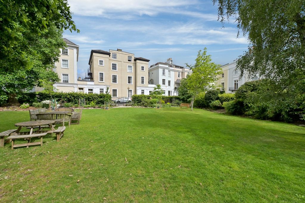 Property photo 2 of 9 Picture No. 02