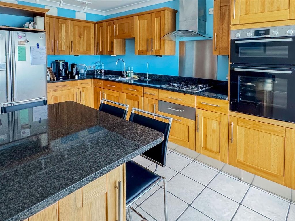 Property photo 3 of 18 Img_1164.Jpg