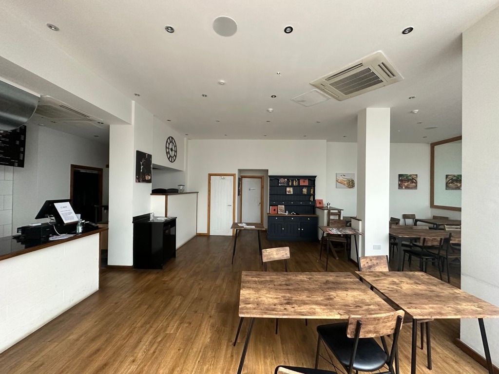 Property photo 2 of 7 Photo 2