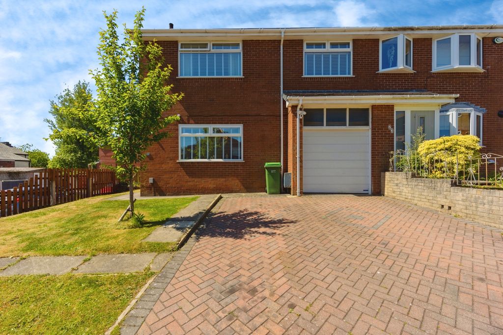 Property photo 2 of 22