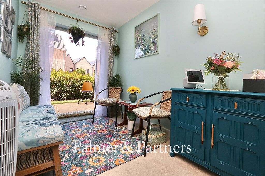 Additional image 6 of 2 bed flat for saleLower Brook Street, Ipswich, Suffolk IP4