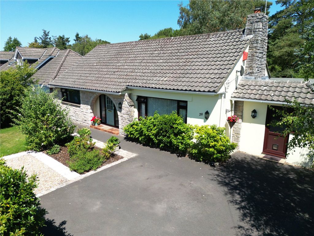 Property photo 1 of 17 Picture No. 03