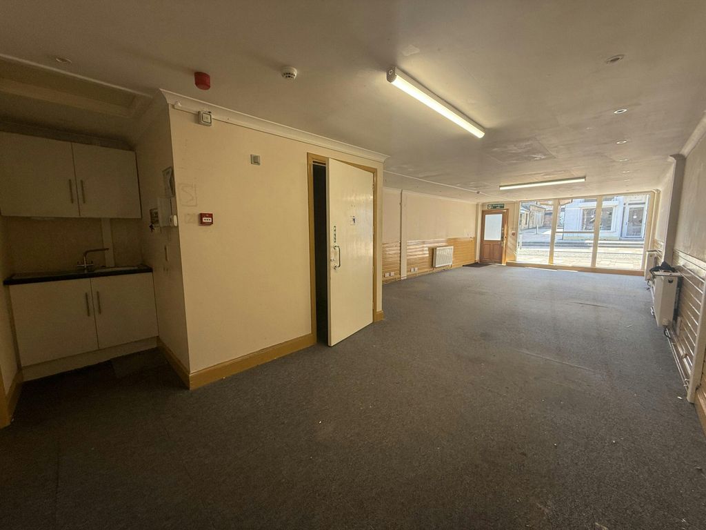 Property photo 3 of 8 Image 3