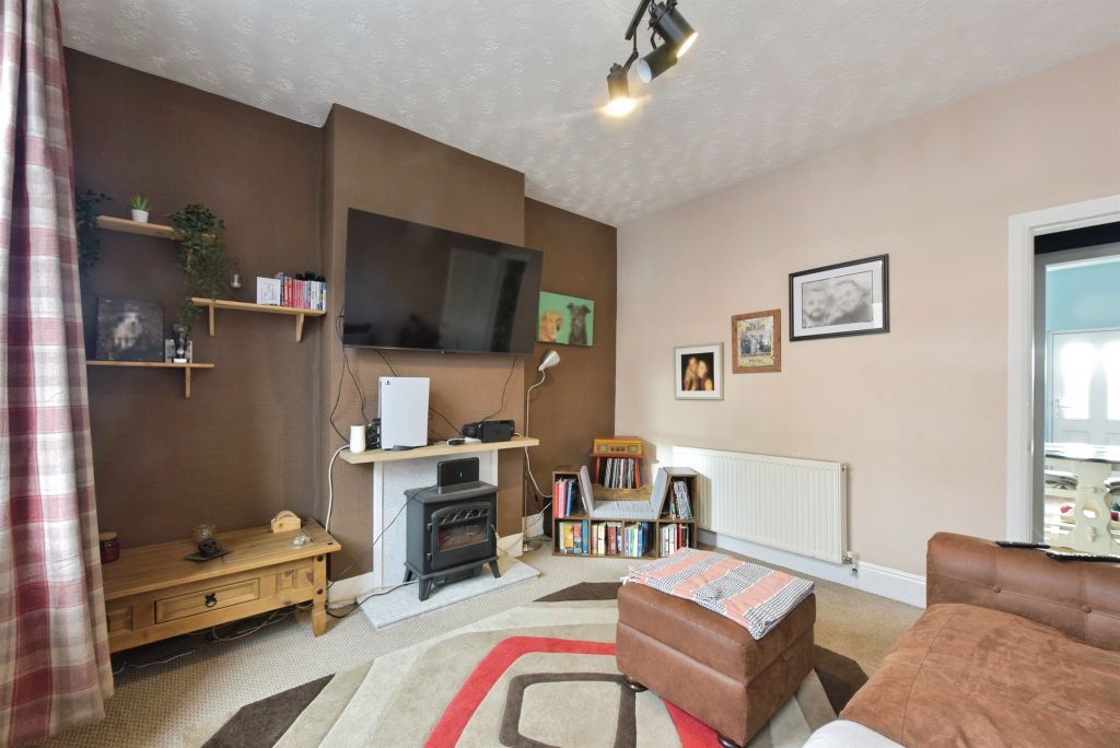 Property photo 3 of 14