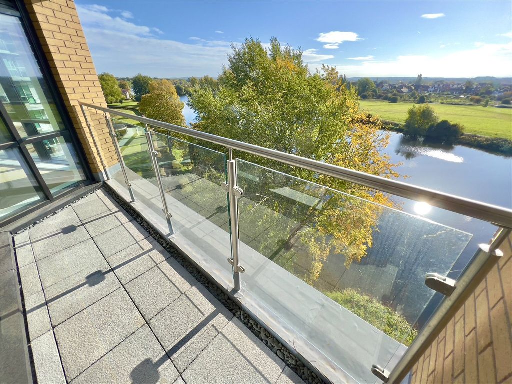 Property photo 1 of 8 Picture No. 10