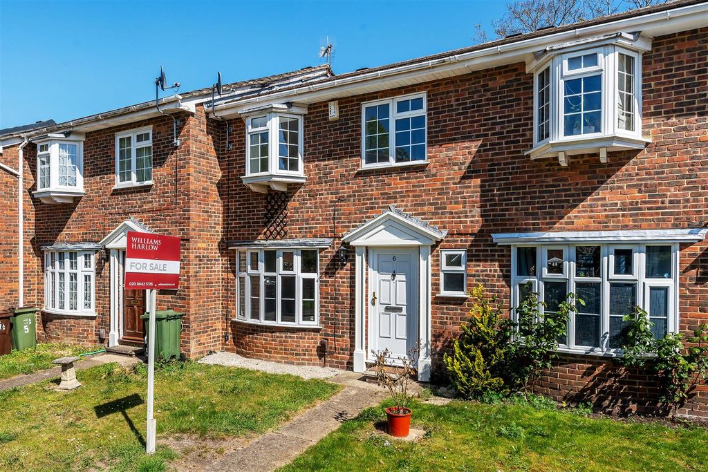 Property photo 1 of 26 6-Eastleigh-Close-29.Jpg