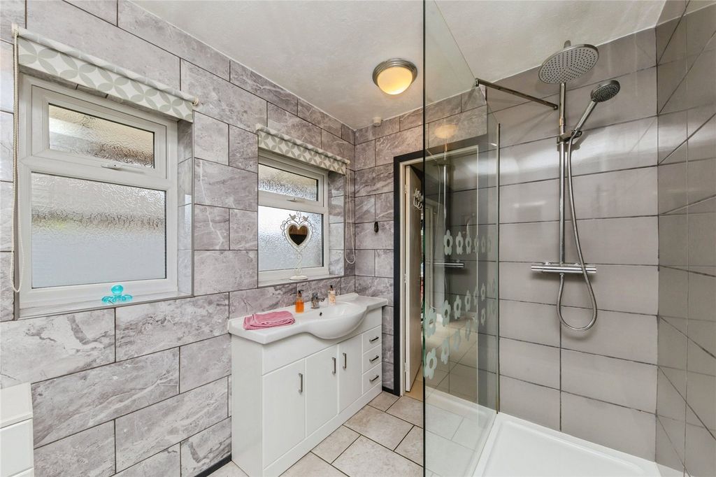 Property photo 2 of 19 Picture No. 02