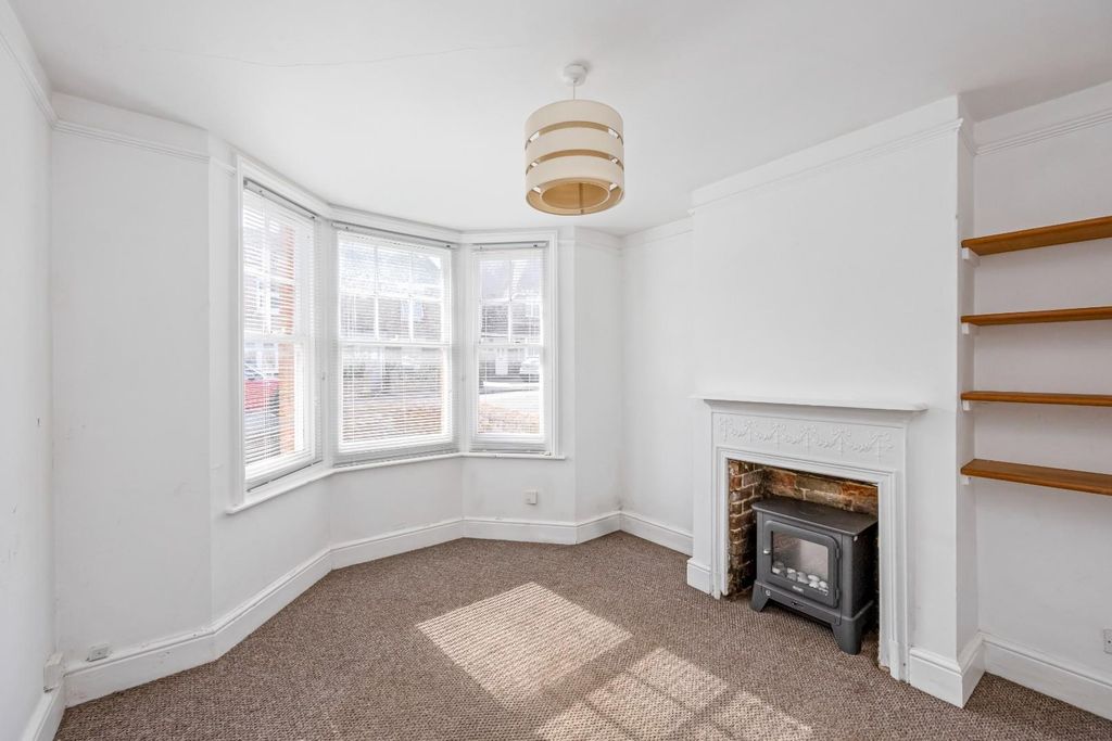 Property photo 2 of 13 Kirdford Road, 36-003.Jpg