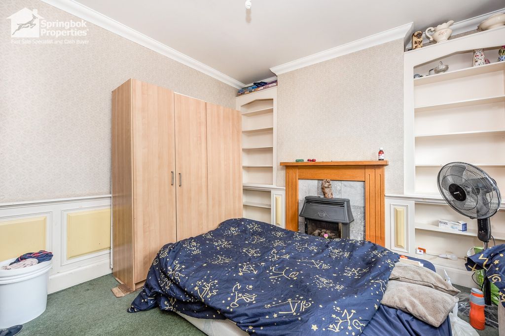 Property photo 3 of 10 Image 2