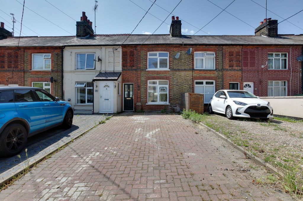 Property photo 2 of 12
