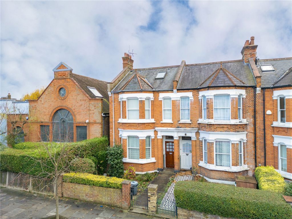 Property photo 1 of 13