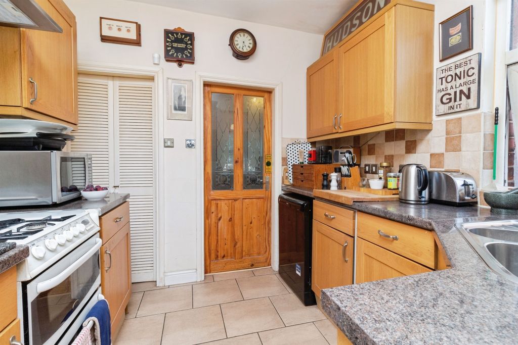 Property photo 3 of 15
