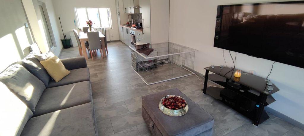 Property photo 2 of 4