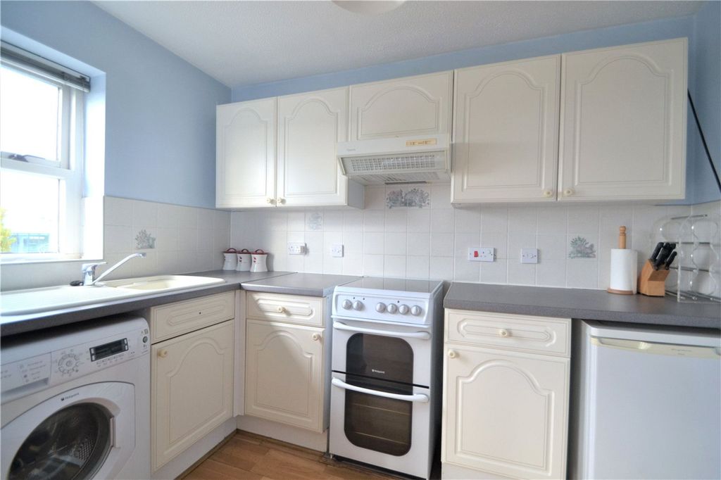 Property photo 3 of 6 Picture No. 10