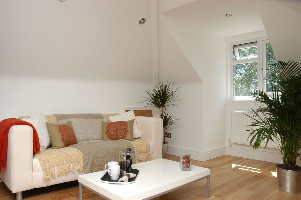 Property photo 1 of 4