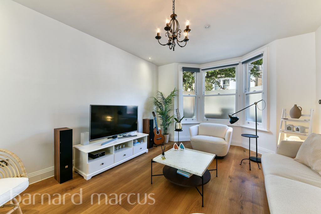 Property photo 2 of 10 Reception Room