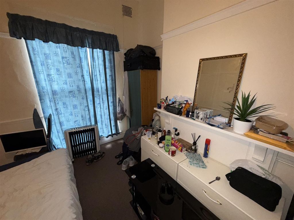 Property photo 3 of 12 Img_7622.Jpg