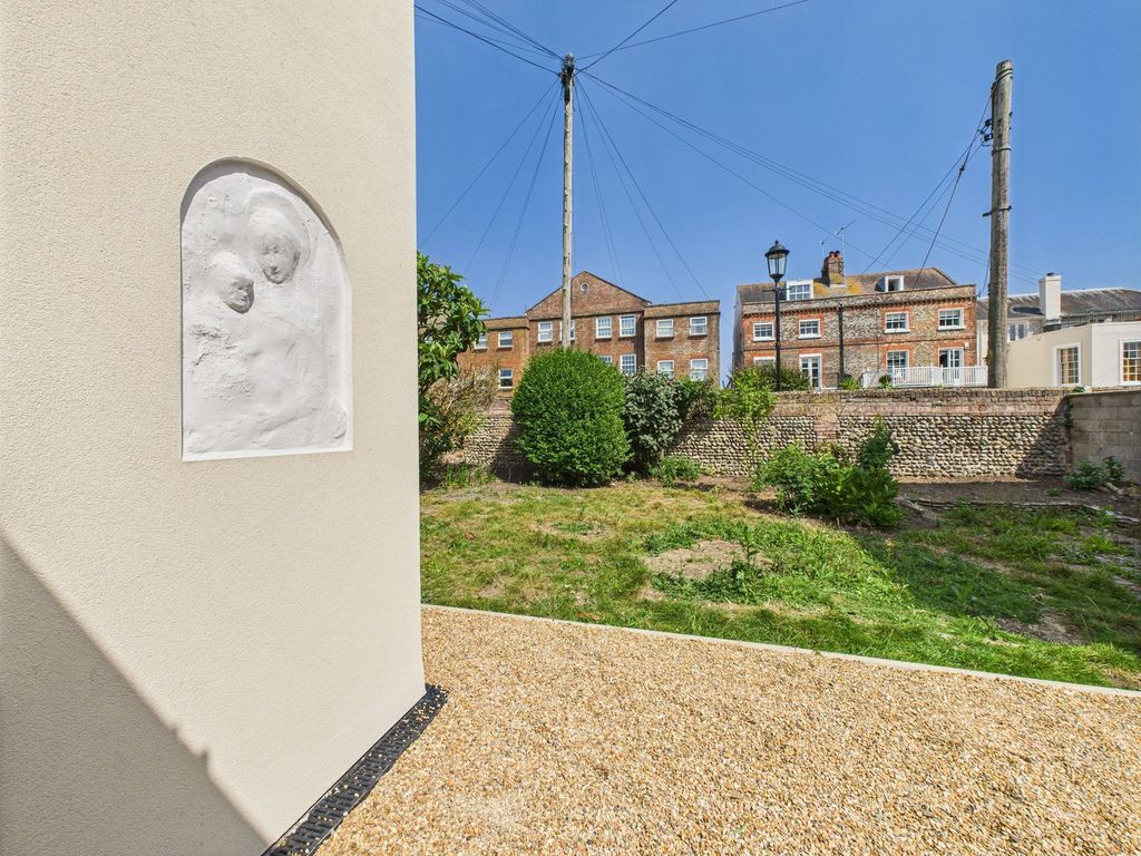 Additional image 19 of 4 bed detached house for saleNorfolk Place, Littlehampton BN17