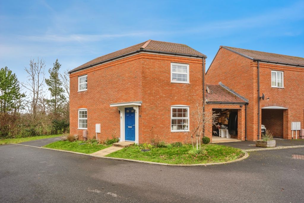 Property photo 1 of 15 Pbox-Img.Jpg