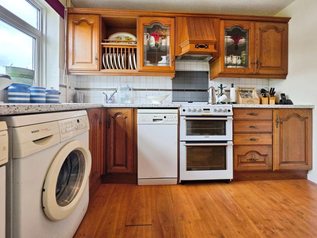 Property photo 3 of 29 Pbox-Img.Jpg