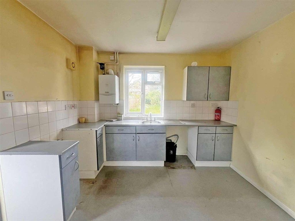 Property photo 3 of 5