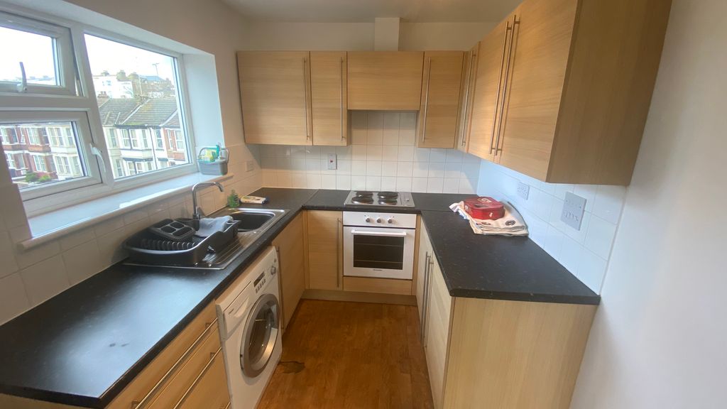 Property photo 3 of 4