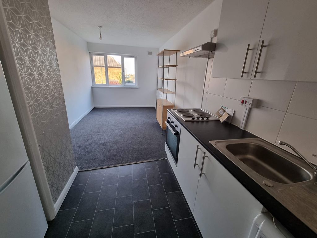 Property photo 1 of 4