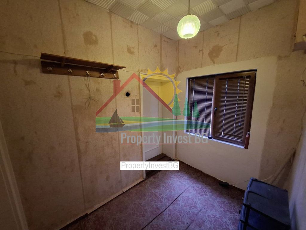 Property photo 2 of 5