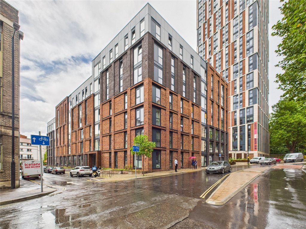 Property photo 1 of 15 Picture No. 17