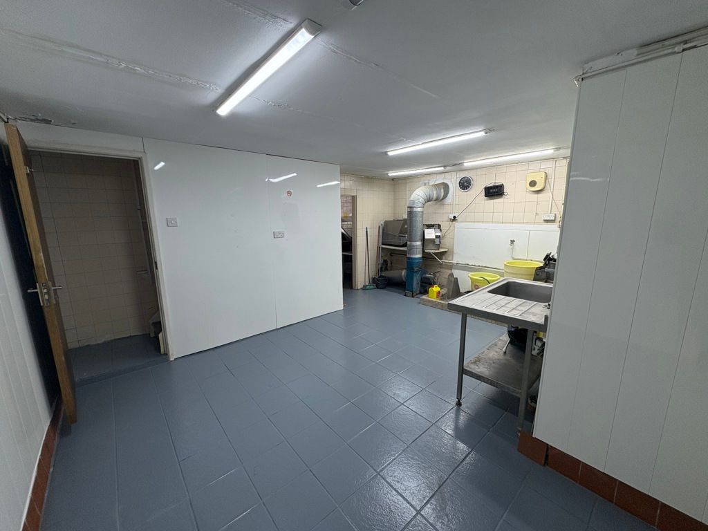 Property photo 2 of 12 Photo 1