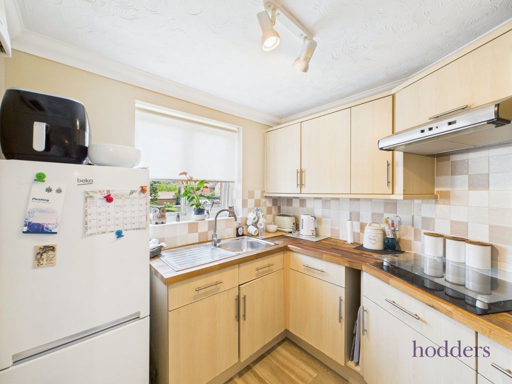 Property photo 3 of 13 Picture No. 01
