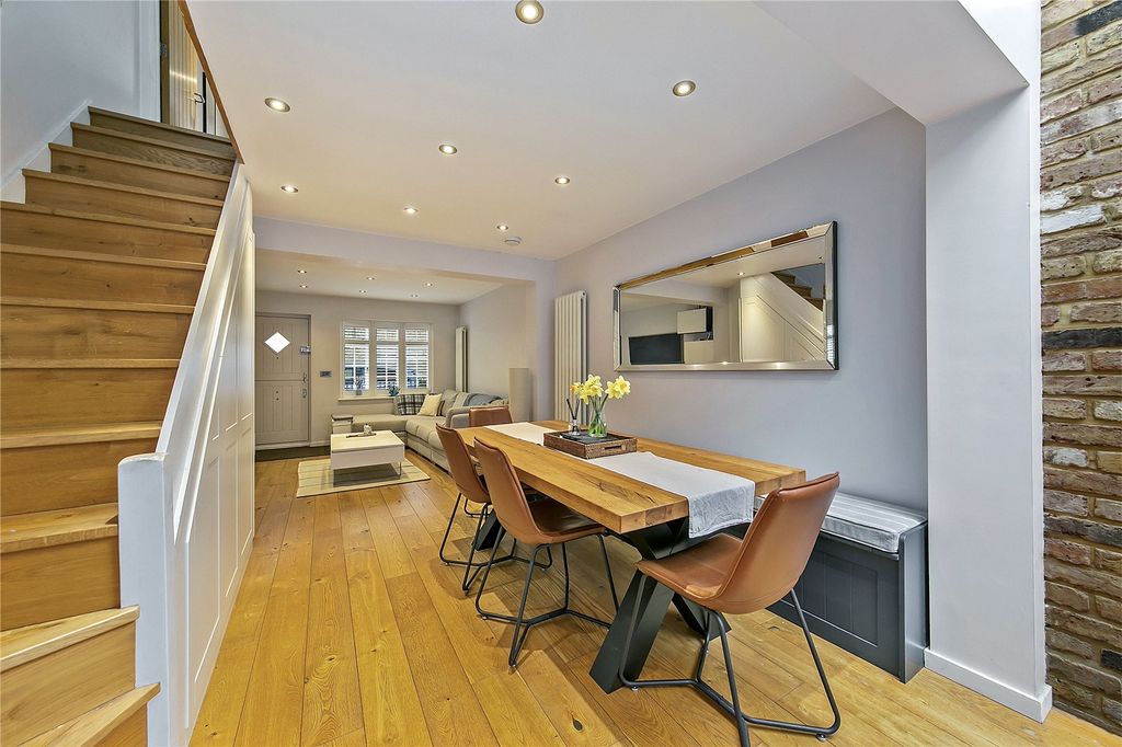 Property photo 2 of 16 Picture No. 10