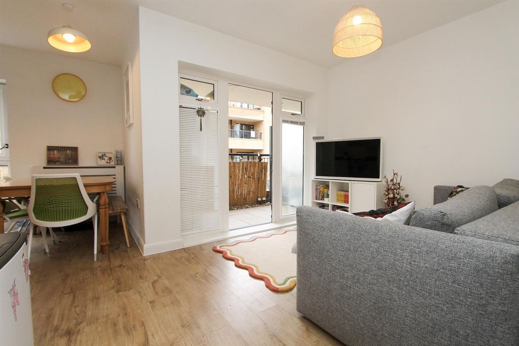 Property photo 2 of 16 Img_0230.Jpg