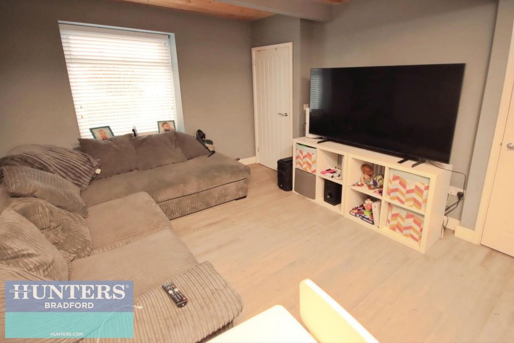 Property photo 2 of 16 3Ba5d069-Img_0018.Jpg