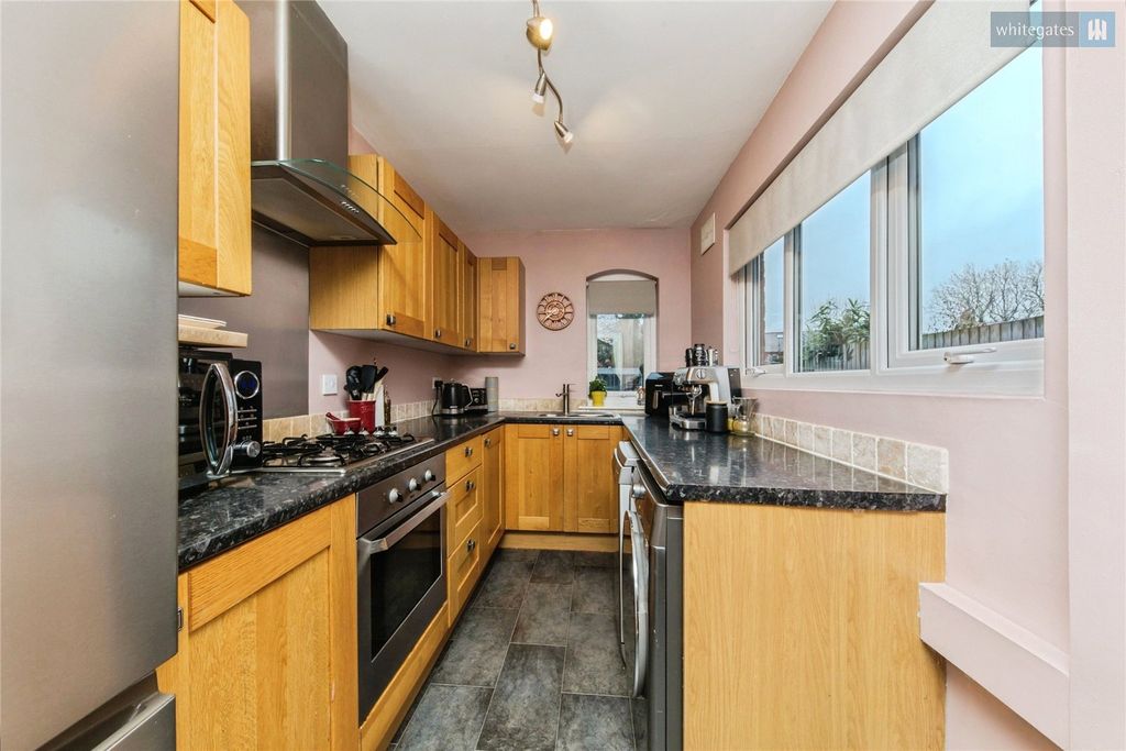 Property photo 2 of 16 Picture No. 06