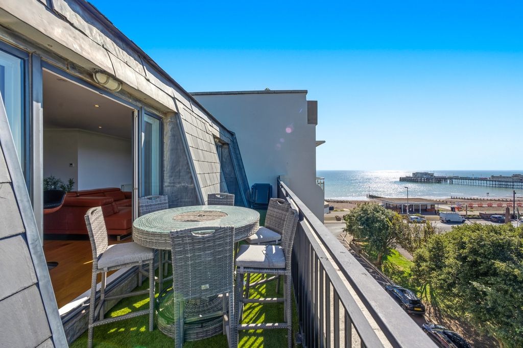 Property photo 1 of 20 20 The Warnes-7