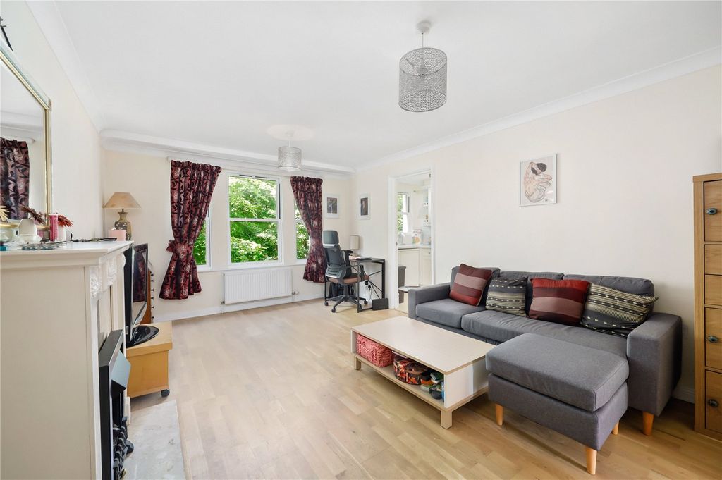 Property photo 2 of 8 Picture No. 07