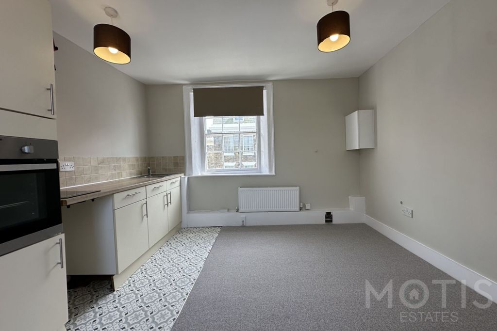 Property photo 2 of 5 Photo 2