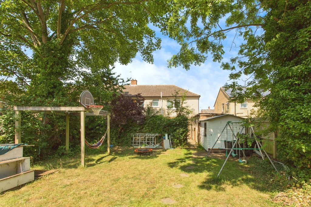 Property photo 2 of 16 Photo