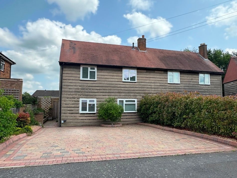 Property photo 1 of 16 Img_3085