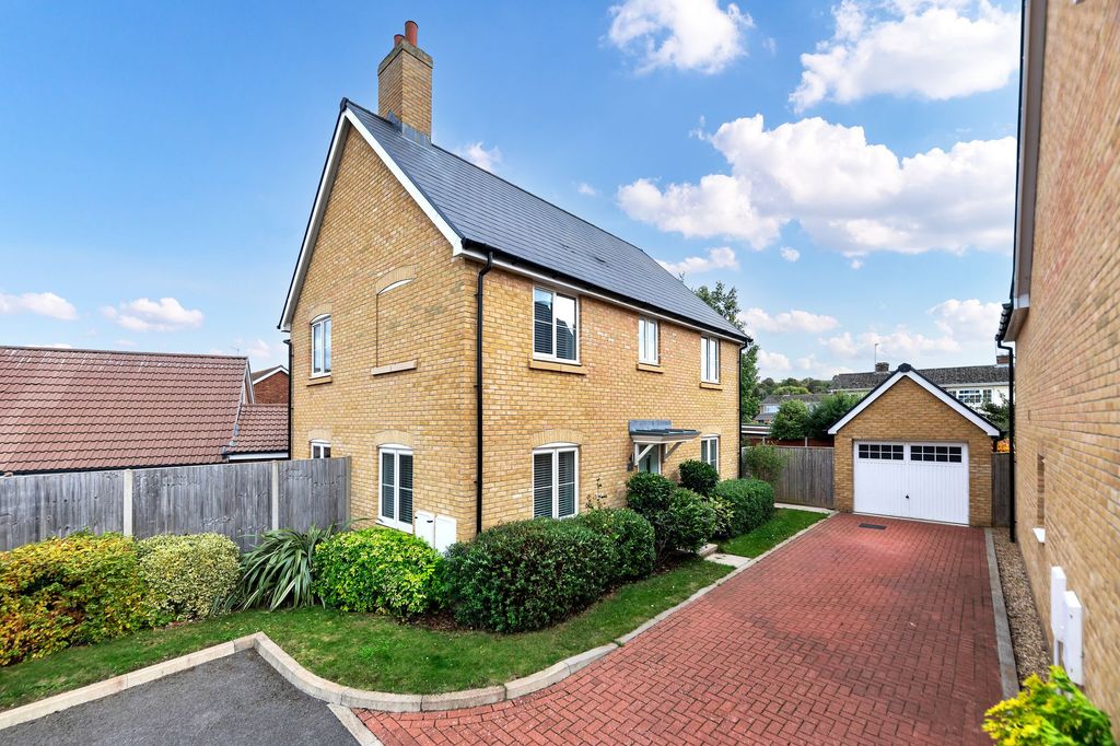 Property photo 1 of 21